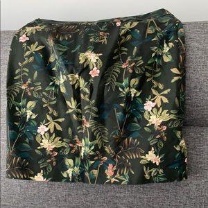 Tropical pattern skirt